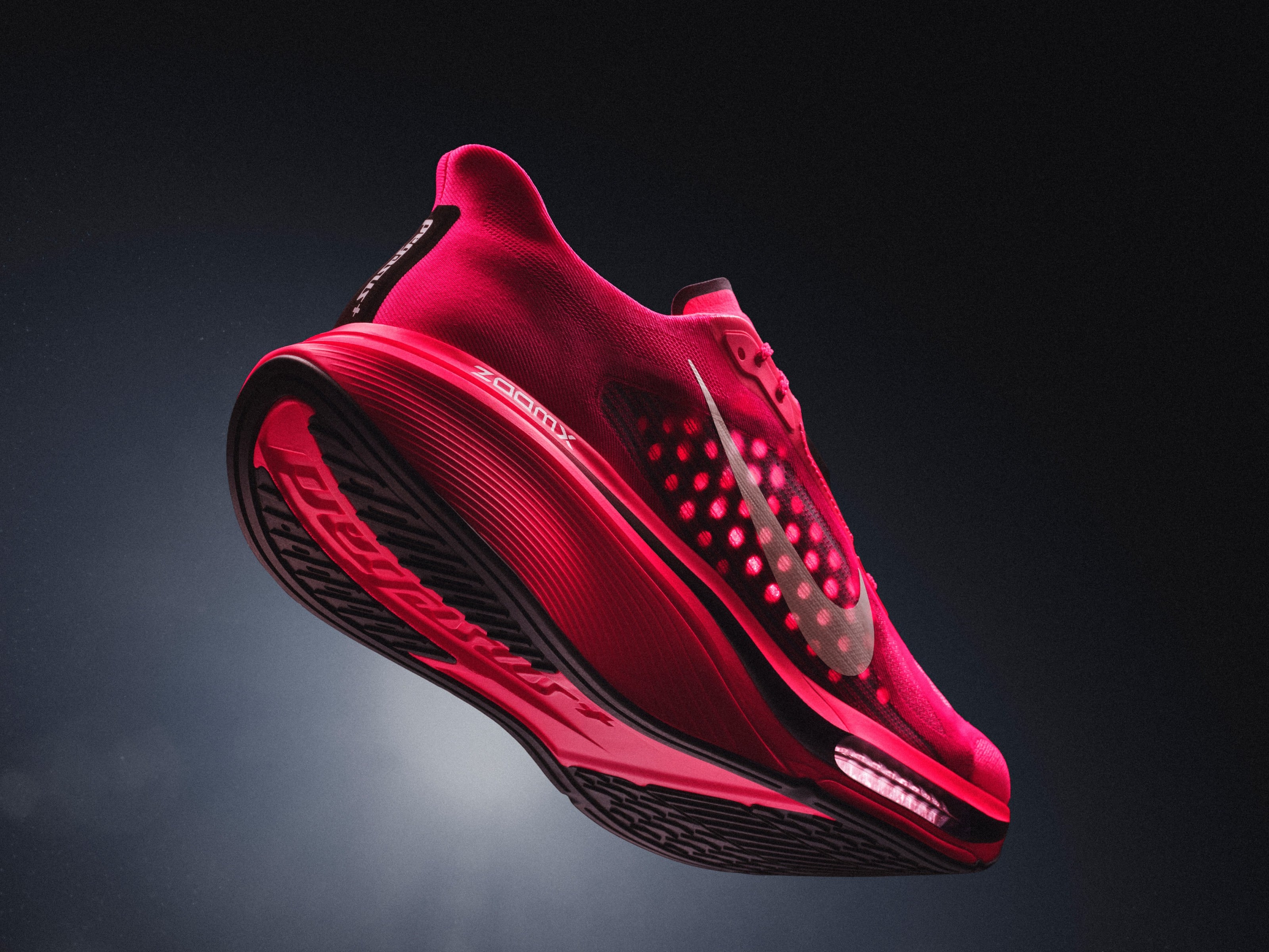 Nike Pegasus Plus 2 發售情報公開!前掌外顯式弧形 Air Zoom 氣墊帶來頂級競速體驗!
