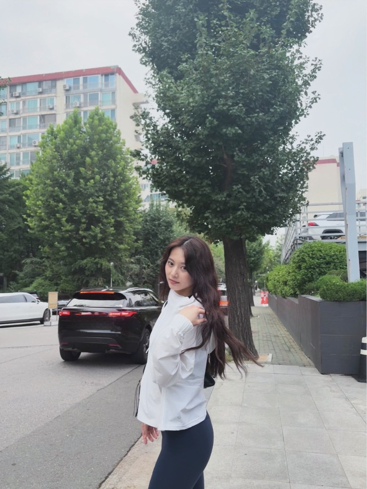 周子瑜 TZUYU 無懼TWICE單飛潮!美照三連發曝光 傳聞新東家未鬆口