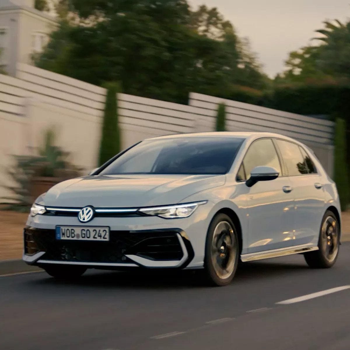 福斯 Golf 限量500輛特仕車開賣!車身比豐田 Corolla Sport 迷你 音響配備超狂