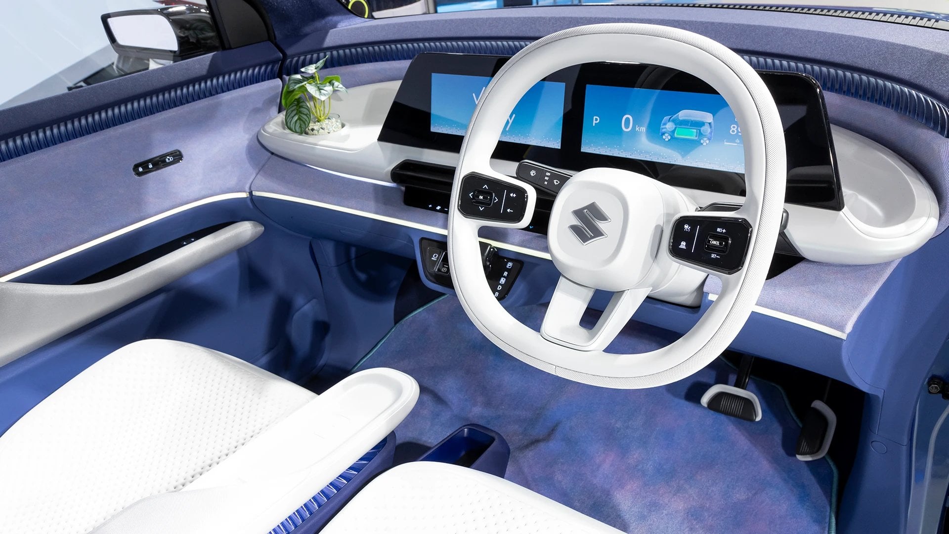 Suzuki Vision e-Sky 電動概念車曝光!全高1625mm、ㄇ字型頭燈超狂,2026年度量產化期待爆表!