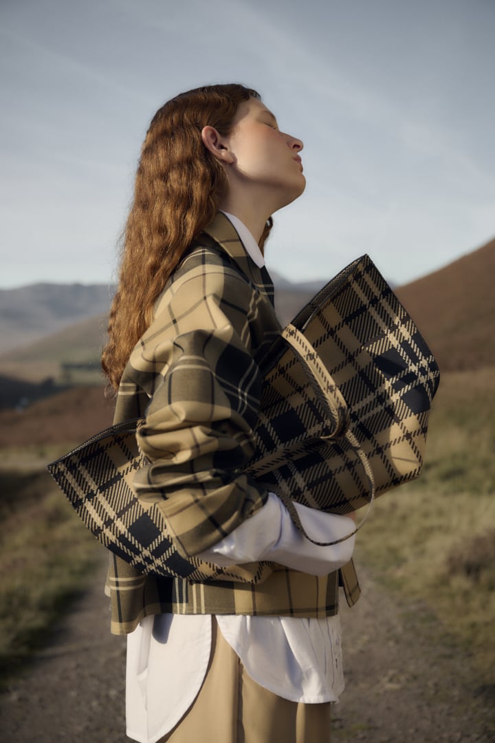 Barbour 2026秋冬「Birchwood格紋」系列狂讚!蘇格蘭林地色彩入魂,駝色海軍藍搭配超英倫!