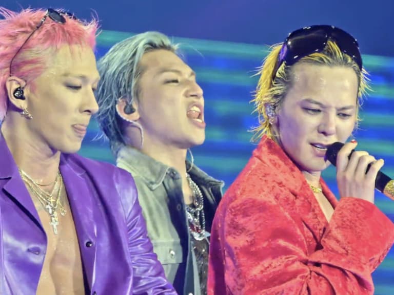BIGBANG 20 週年演唱GD 權志龍驚險拉住攝影師！2 公尺舞台救人畫面曝光，攝影師妻子長文感謝！