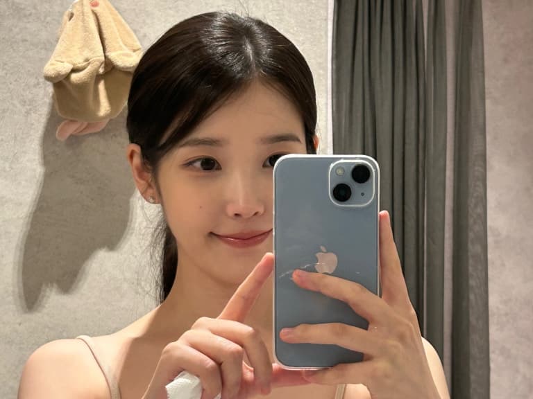 IU、李鐘碩分手後近況曝光！低調現身 BIGBANG 演唱會，全程應援畫面曝光！