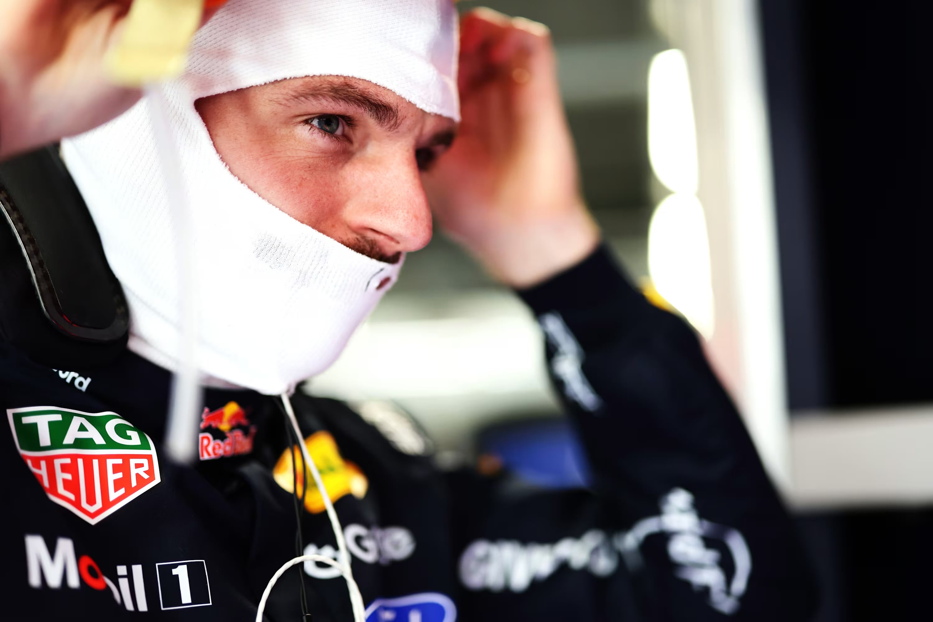 Max Verstappen 挑戰「Max vs 100」9 月登場!一人對決 100 名車手、重返卡丁車賽場全球直播!