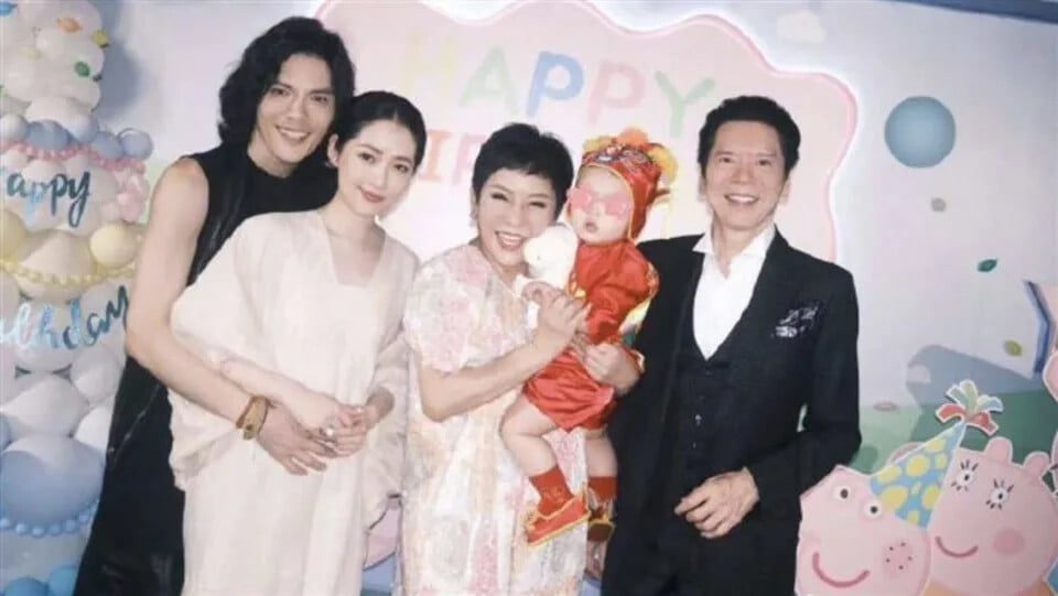 向佐不滿媽媽向太又爆家務事!怒喊:「無聊就打遊戲打麻將!」
