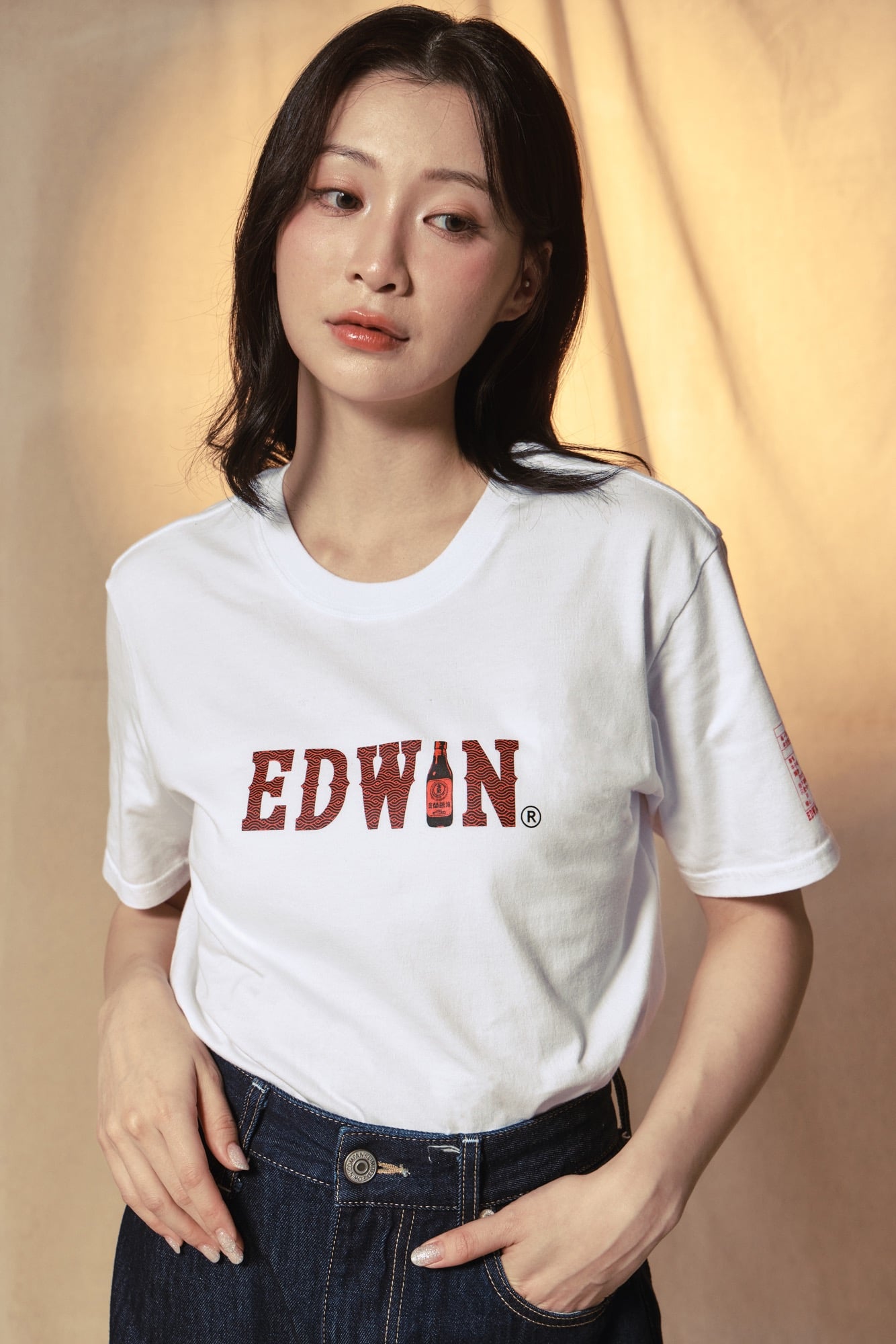 EDWIN × 金蘭食品聯名爆紅!「醬油帥哥」、「烤肉醬猛男」穿上身,台灣味秋冬穿搭狂讚!