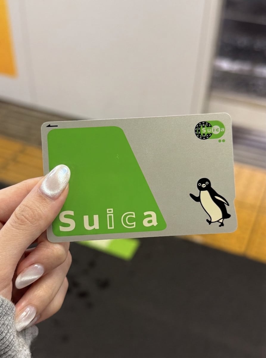 日本 Suica 企鵝西瓜卡宣布停售！iPhone Apple Wallet 也恢復素面！