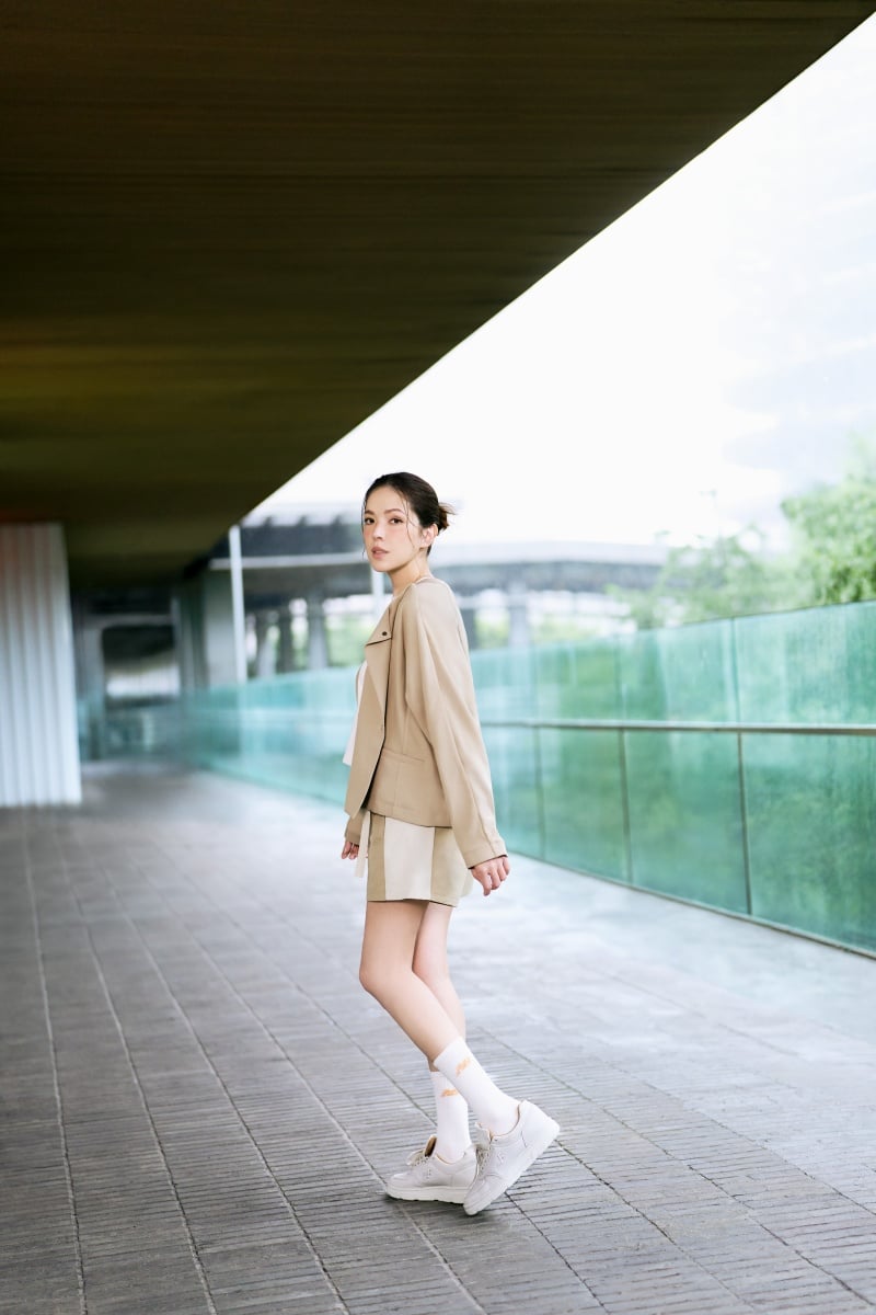 New Balance 全新 NB Grey 系列發表!許瑋甯風格演繹、專屬「NB灰行李箱」同步登場!