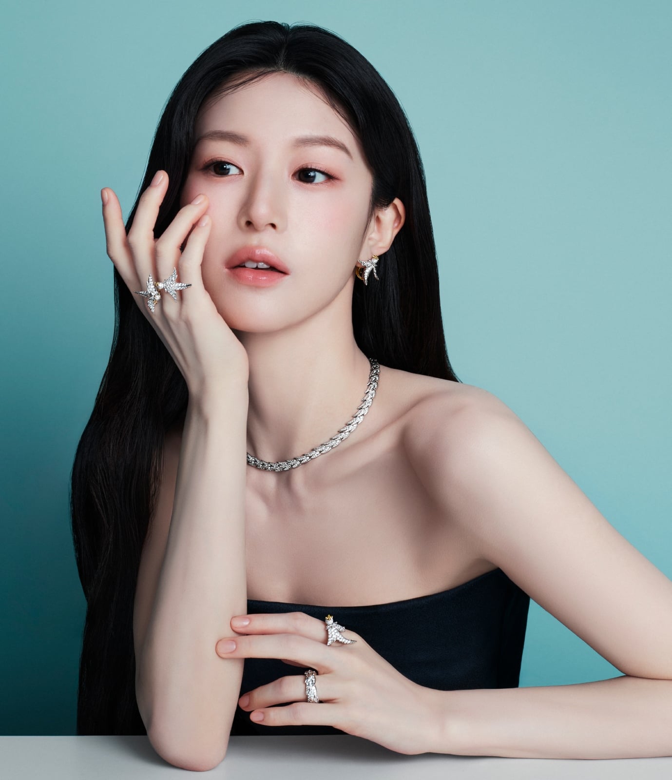 高胤禎/高允貞身高 163 加入 Tiffany & Co. 品牌大使行列!跟 BLACKPINK Rosé、i-dle 宋雨琦成同事!