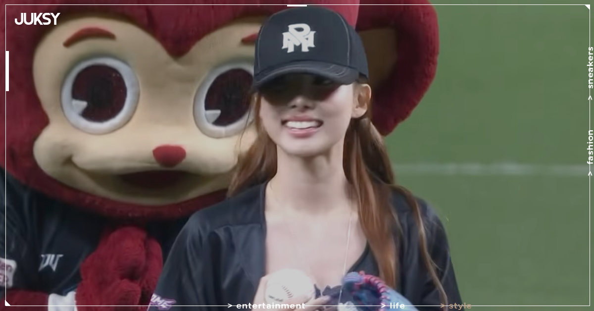 TWICE 娜璉大巨蛋開球跨白線不踩!背後原因曝光引網狂讚「太有 Sense!」