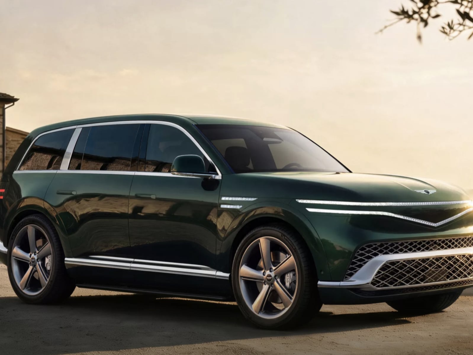 Genesis GV90 旗艦純電 SUV 正式亮相！657 匹馬力、123.5 kWh 電池，豪華座艙媲美移動貴賓室！