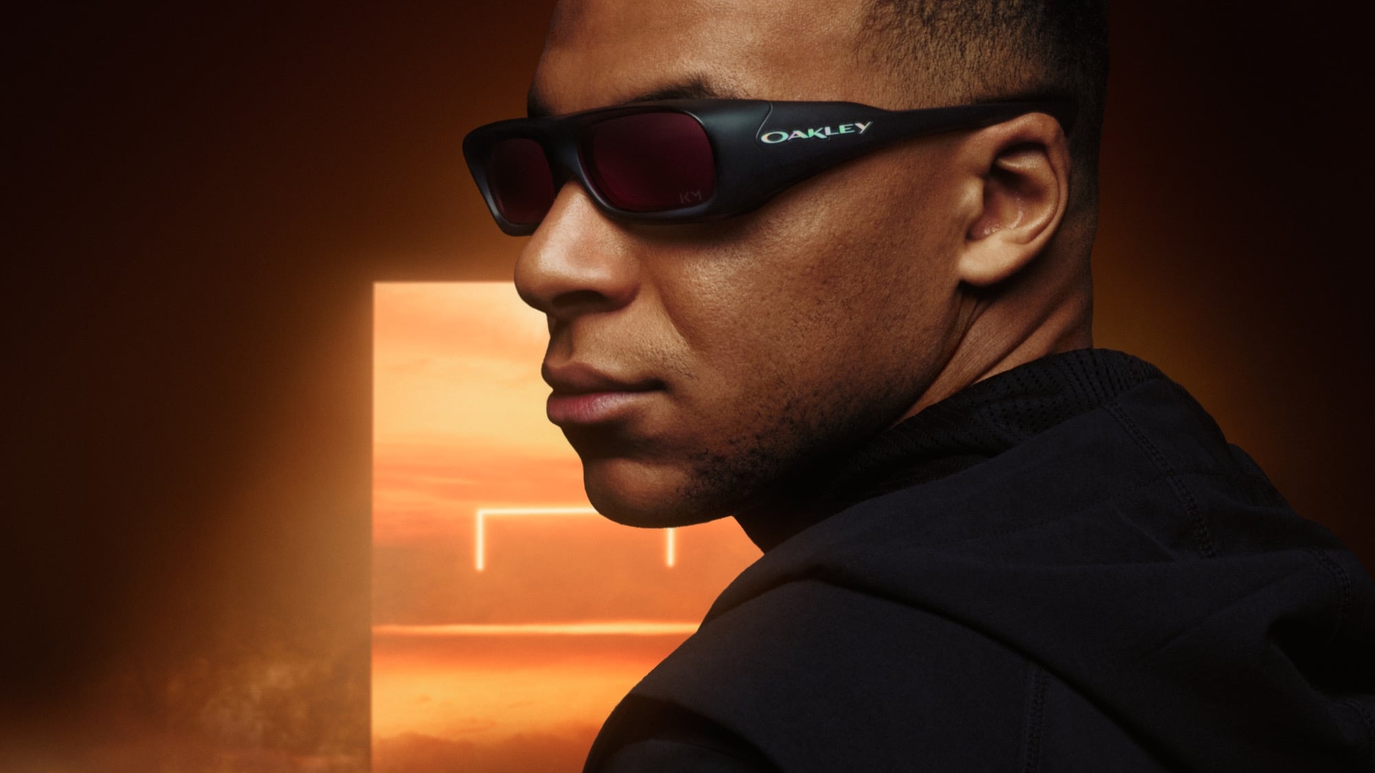 Oakley × CAFE!N 跨界聯名太狂了!咖啡廳變身運動美學展場,27SS日本線首度曝光!