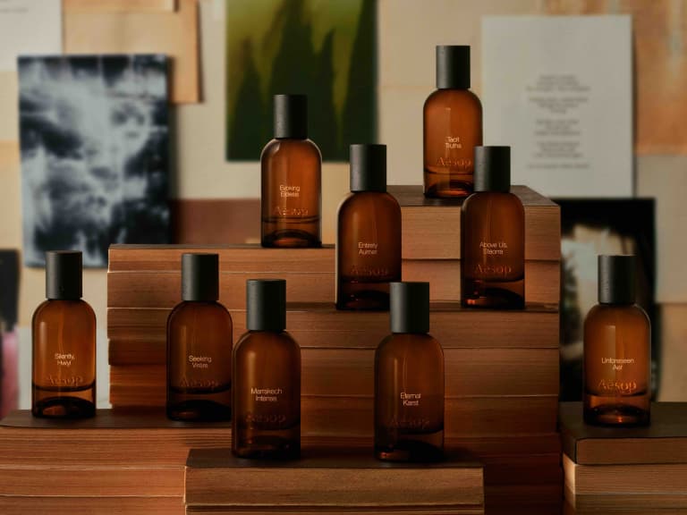 Aesop 新香水推薦「喚空」價格、味道曝光！《馥香寓言》8 款香氛琥珀瓶身、瓶蓋、外盒全改版一次看！