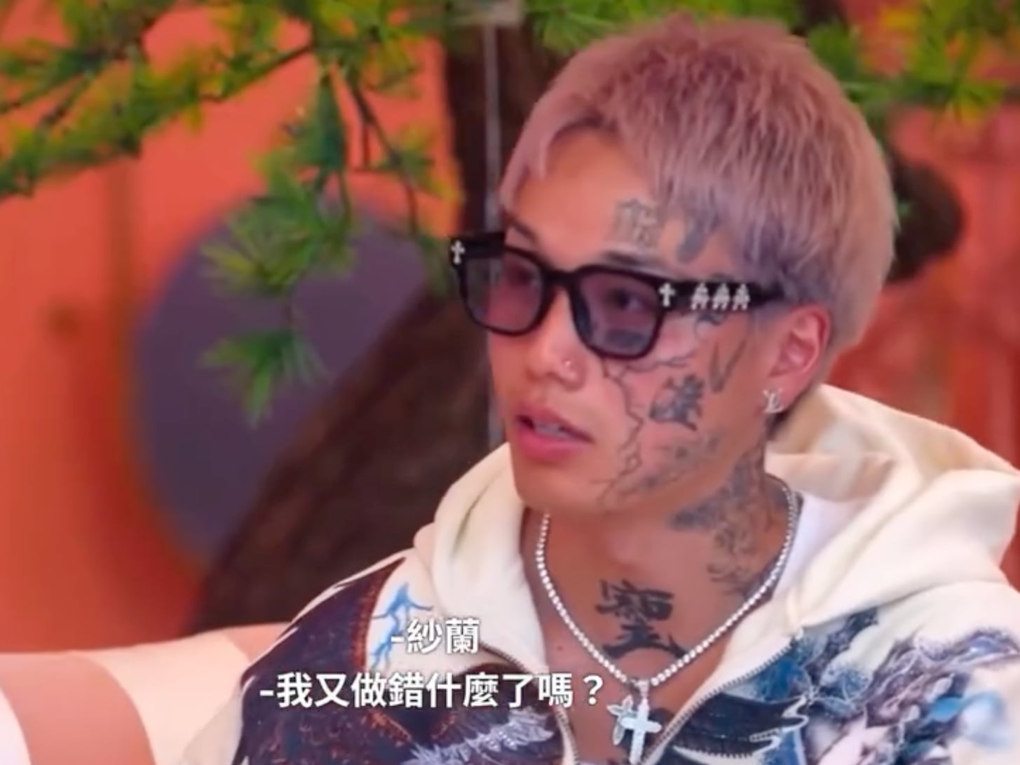 《不良一族尋愛記2》小泰又被誤會！紗蘭疑似吃醋離席，慌問：「我又做錯了什麼」笑翻全網！