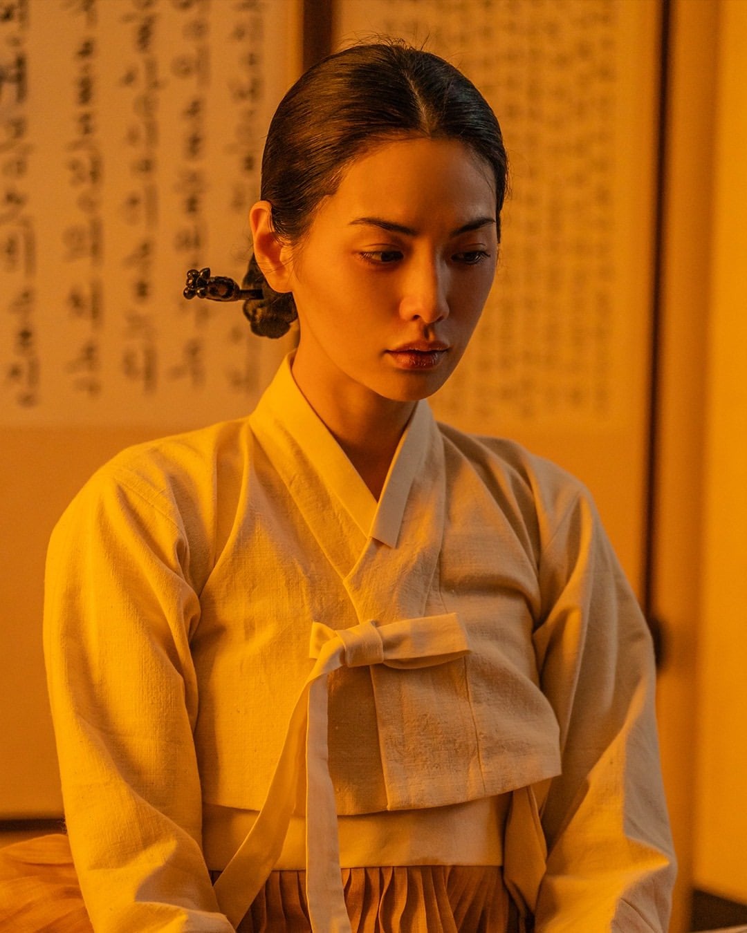 孫藝真 Son Ye-jin新劇《醜聞》三角虐戀曝光！9/18開播 東京親子行同樣吸睛