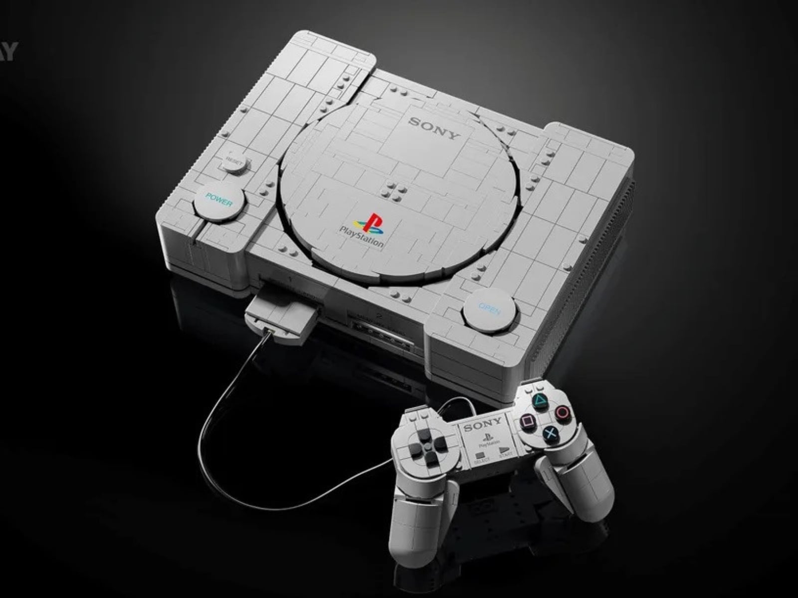 LEGO 首度聯名 PlayStation！初代 PS1 積木 10 月發售，價格與細節一次看！