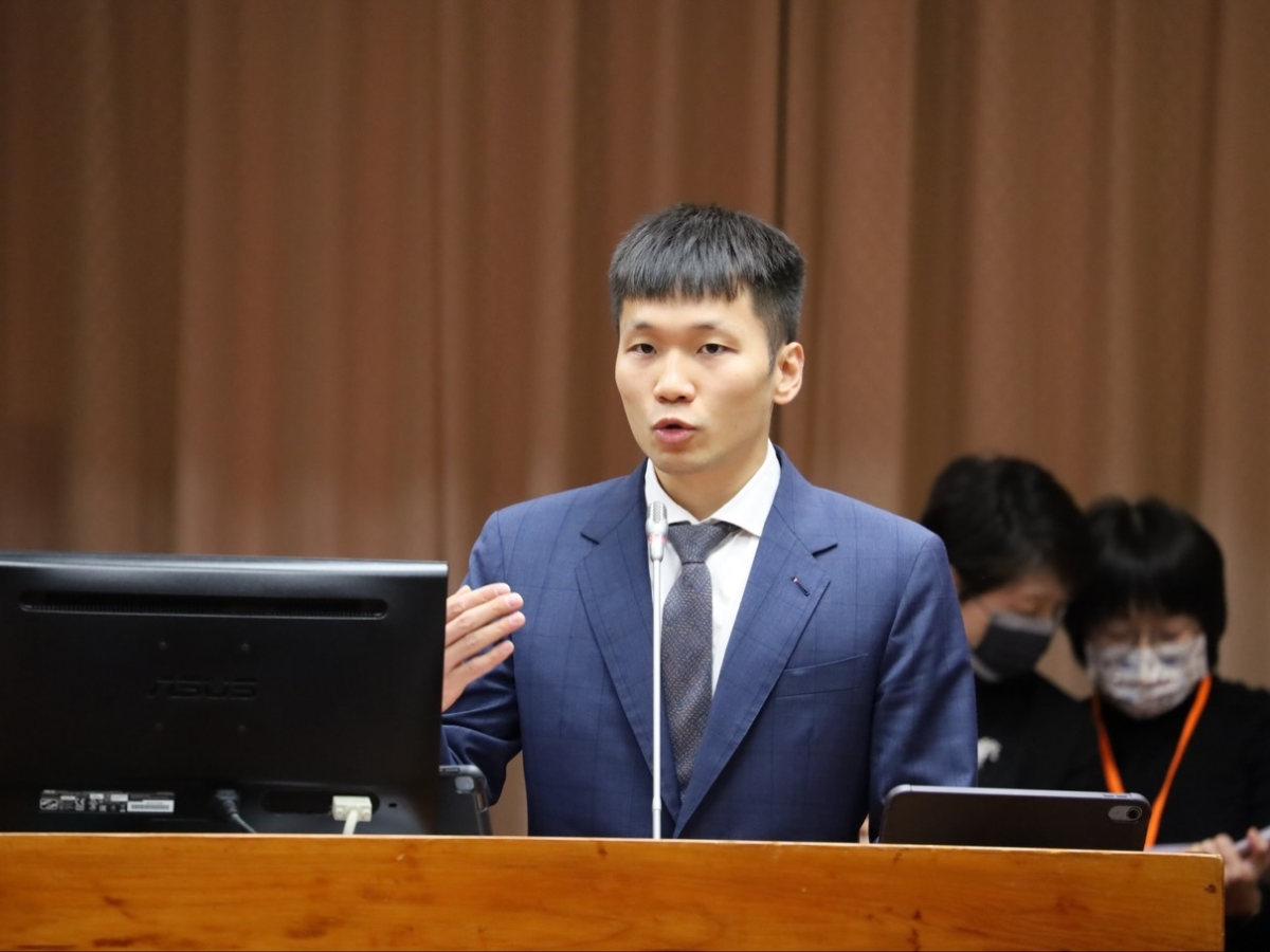 輕艇水球國手自費10萬爭議延燒!輕艇協會、運動部都回應了!
