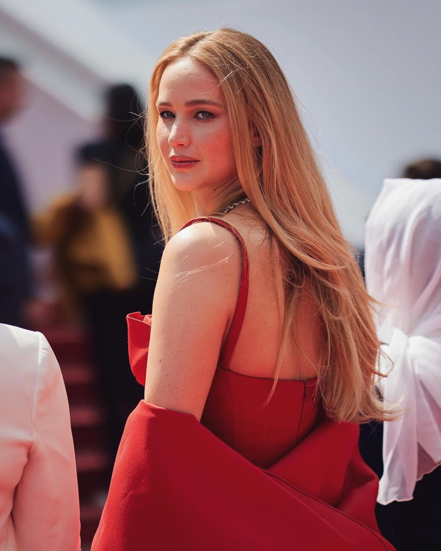 珍妮佛勞倫斯 Jennifer Lawrence 認了整形!自爆想做口腔脂肪移除坦言:「但大家都會發現!」