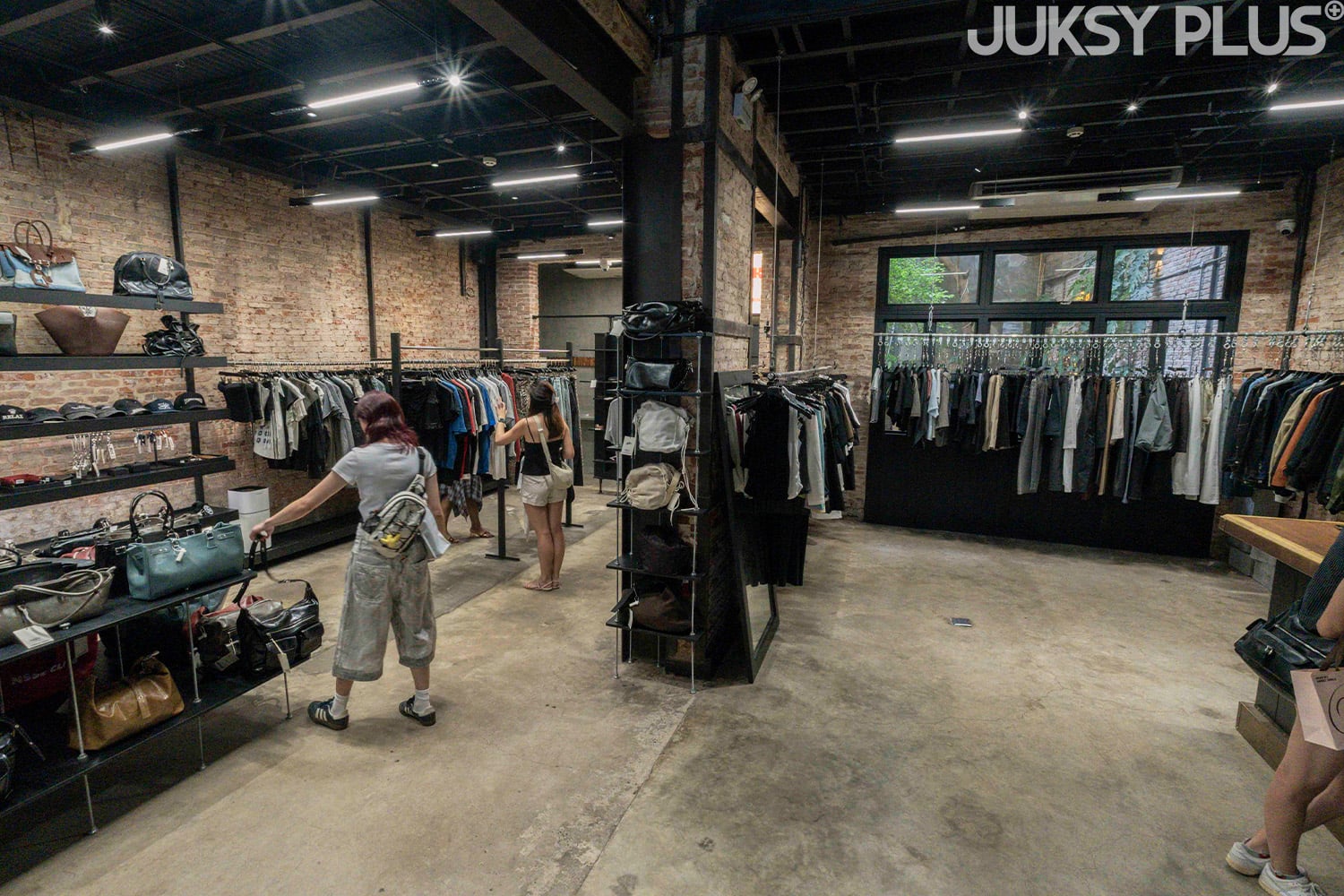 COMPOUND GARMENT