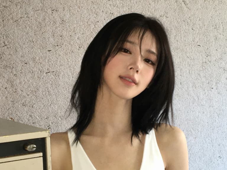 i-dle 曺薇娟 IG 曬全新造型！中短髮清新亮相網友狂讚：「美翻了！」