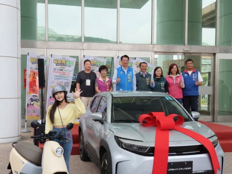 台南購物節開跑！消費50元抽百萬電動休旅車 近50台智慧電車送不停