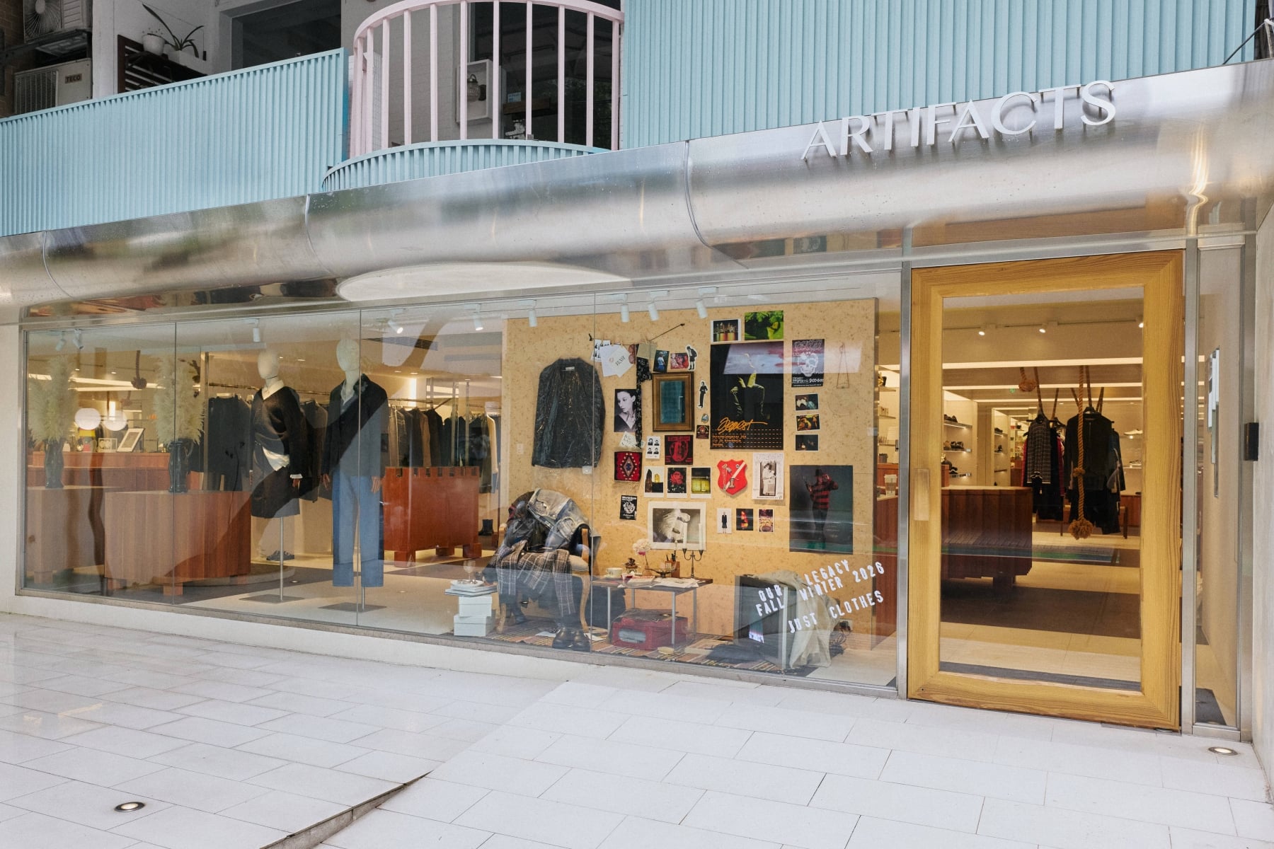 OUR LEGACY x ARTIFACTS 敦南旗艦店 Just Clothes 期間限定櫥窗!瑞典時裝品牌將巴黎展間氛圍直接搬進台北!