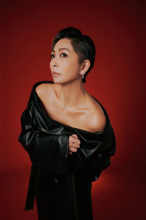 林曉培 Shino 睽違5年宣布有伴了！收編流浪貓當女兒 童年往事曝光惹鼻酸