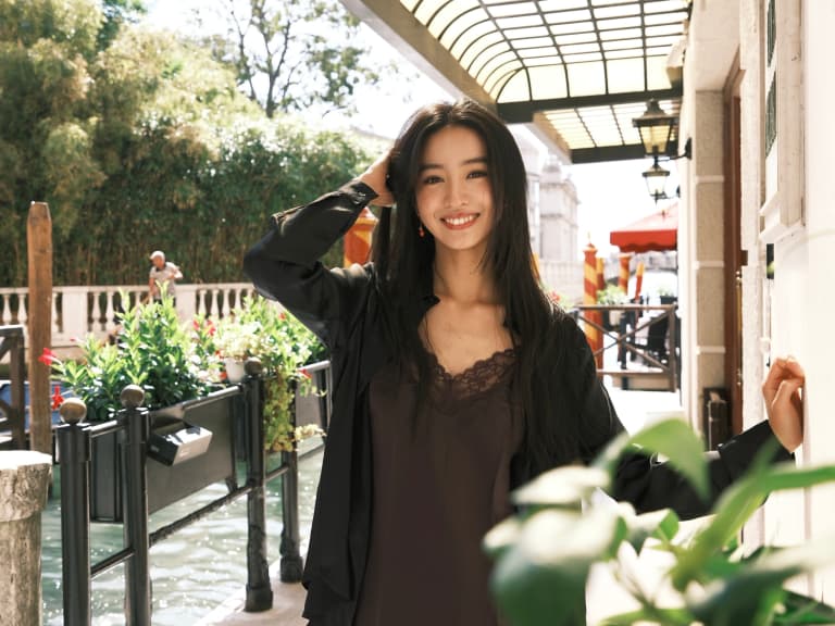木村拓哉女兒木村光希威尼斯美照被酸修很大！木村心美怒曬原片：「抹煞努力太失禮！」