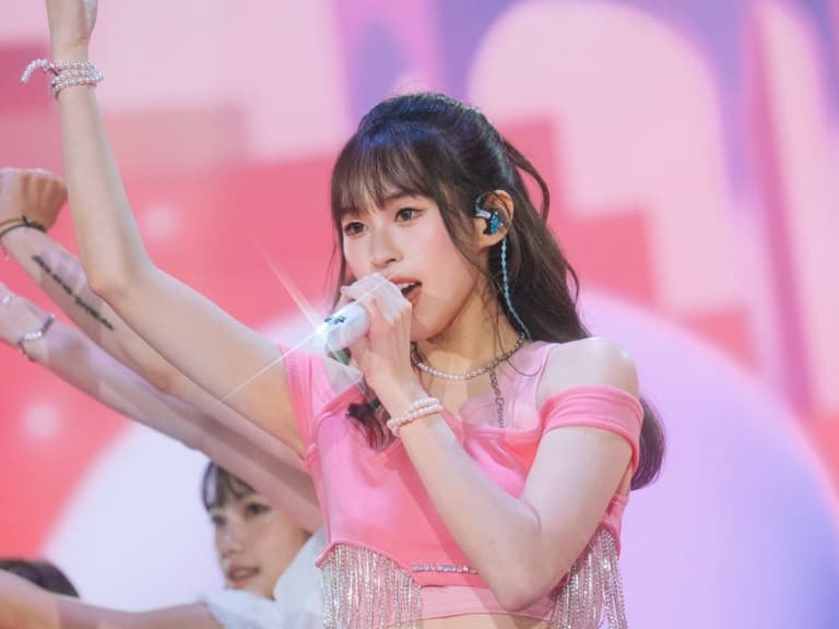 五月天冠佑女兒小玫瑰滿 20 歲！出舒適圈挑戰唱跳坦言：「一度懷疑自己！」