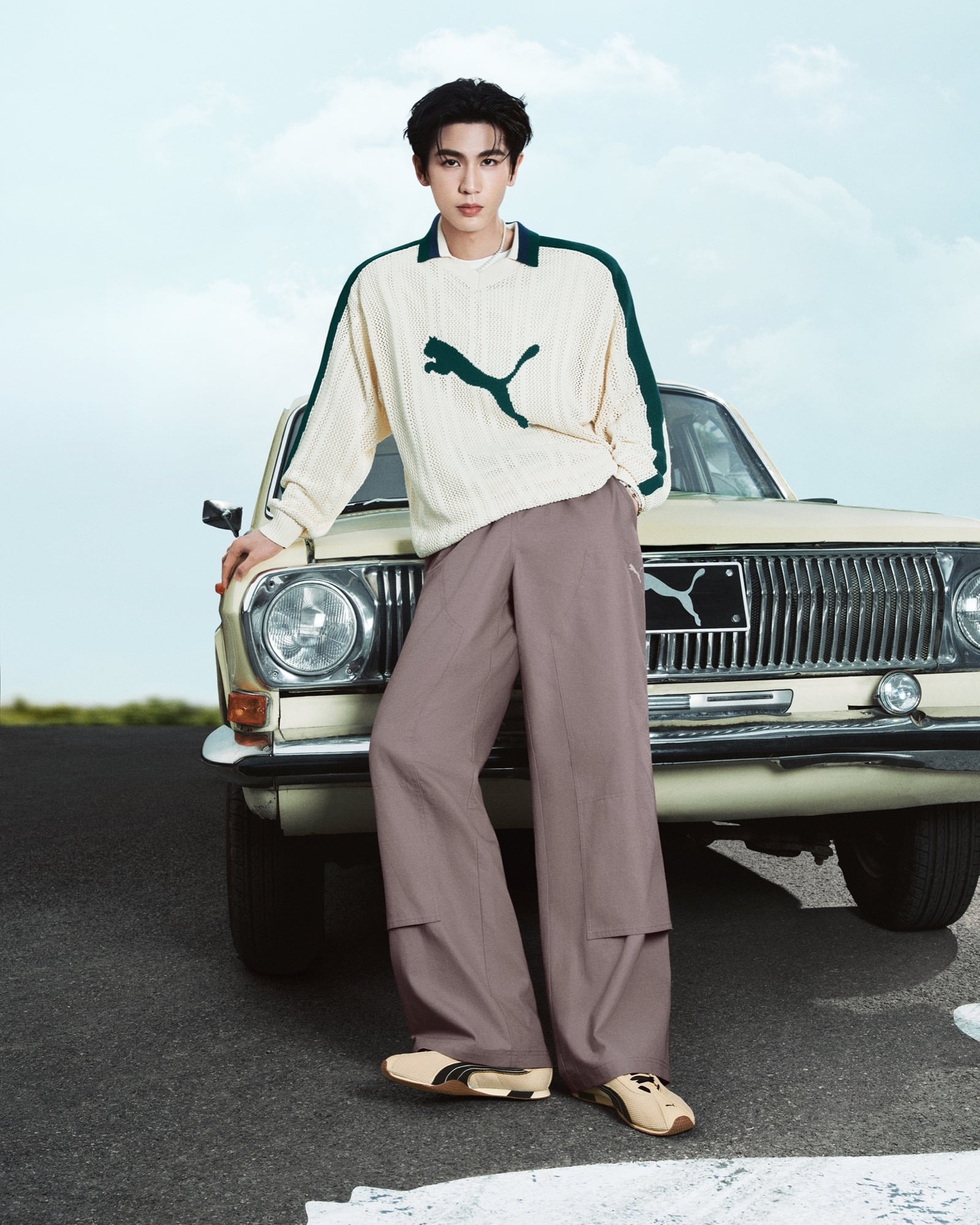 張凌赫 × PUMA 秋日聯名鞋款曝光!卡其色 H-Street Mesh 搭奶油白針織 Polo,小核桃必收藏!