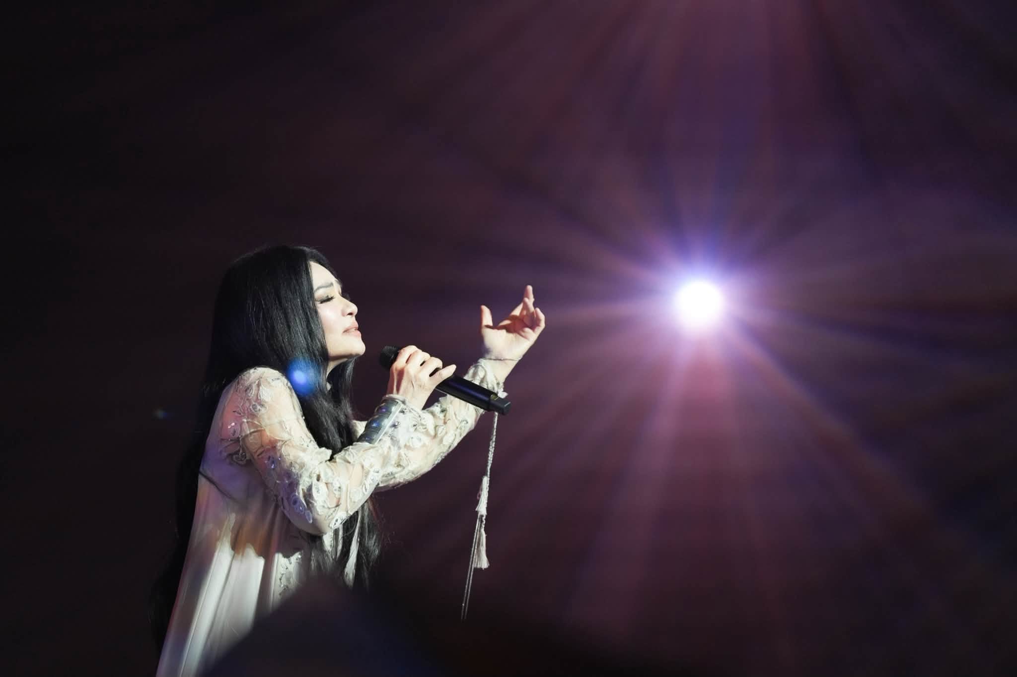 潘越雲45週年開唱32首金曲!陳昇驚喜合體睽違16年重唱掀回憶殺