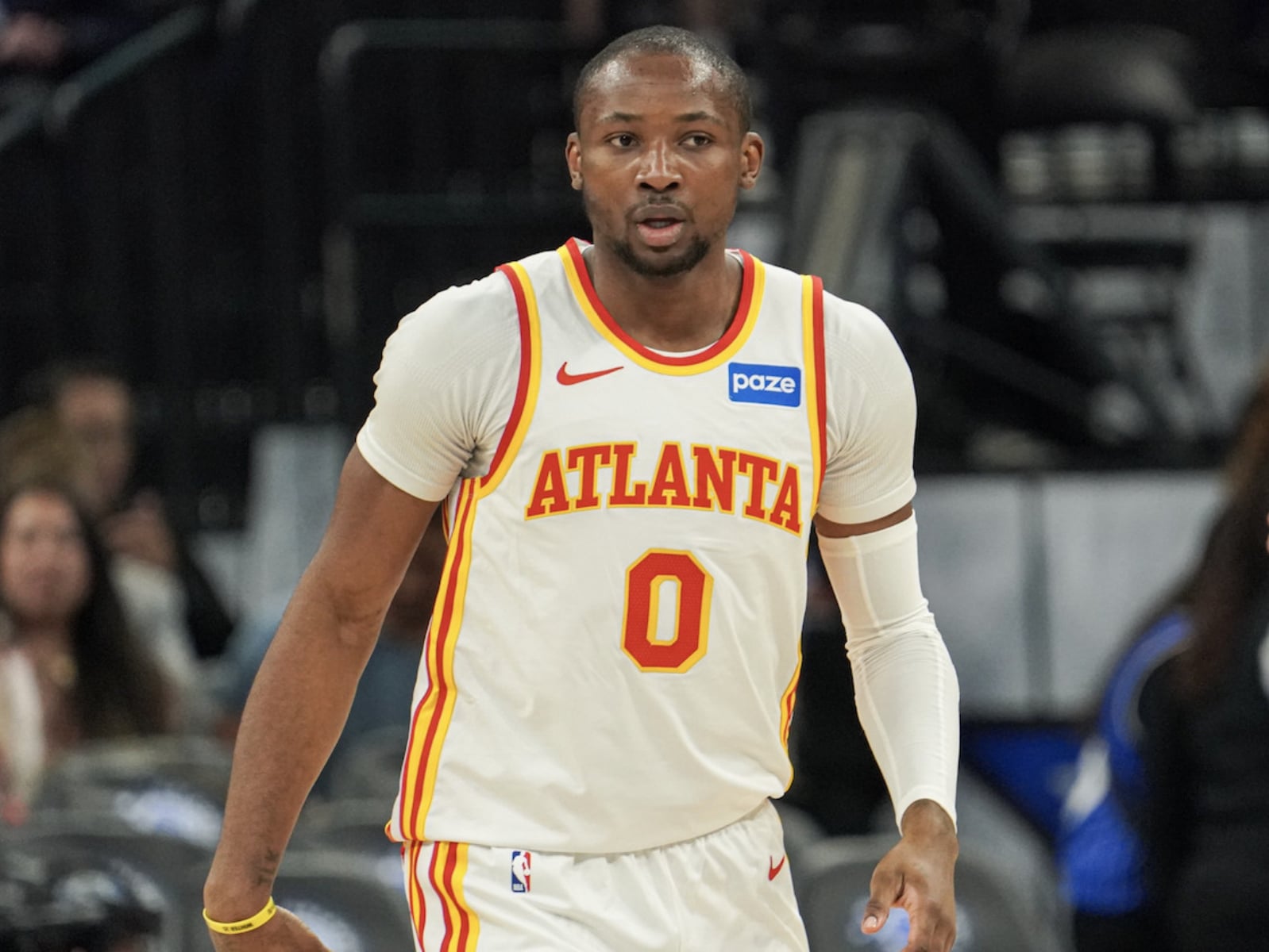 NBA／庫明加 Jonathan Kuminga 加盟灰狼首度受訪就惹議！酸湖人沒「贏球文化」，稱拉球三傳球勝過 Curry、CP3！