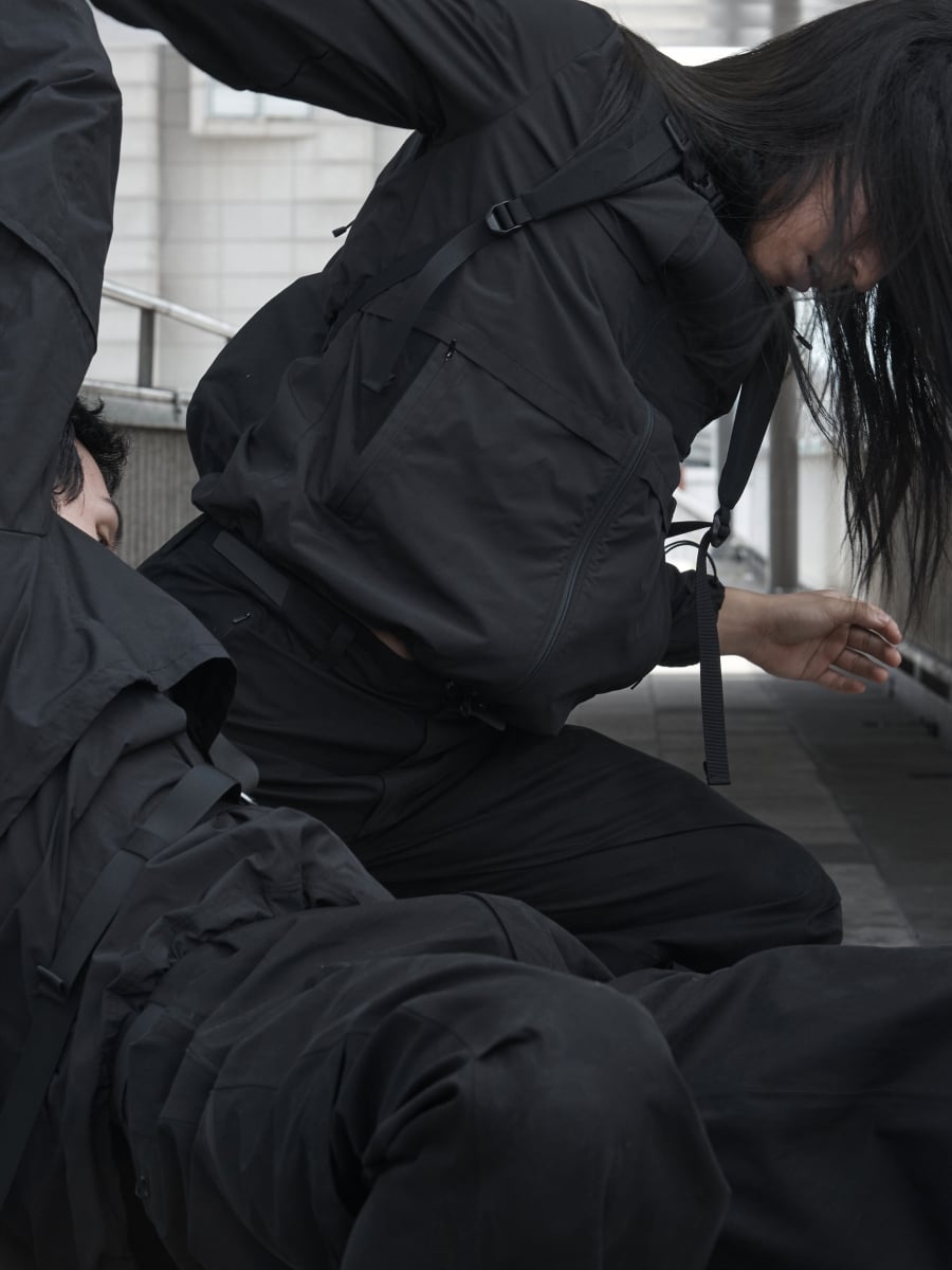 韓國機能品牌 SAN SAN GEAR 攜手台灣 SEALSON!聯名服裝、機能包袋與台北快閃店同步登場