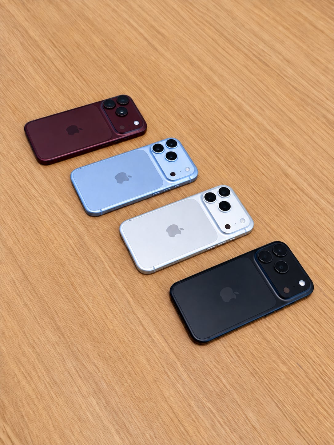 iPhone 18 Pro 台灣正式開賣!現場實機近賞,三大電信、好市多優惠一次看!