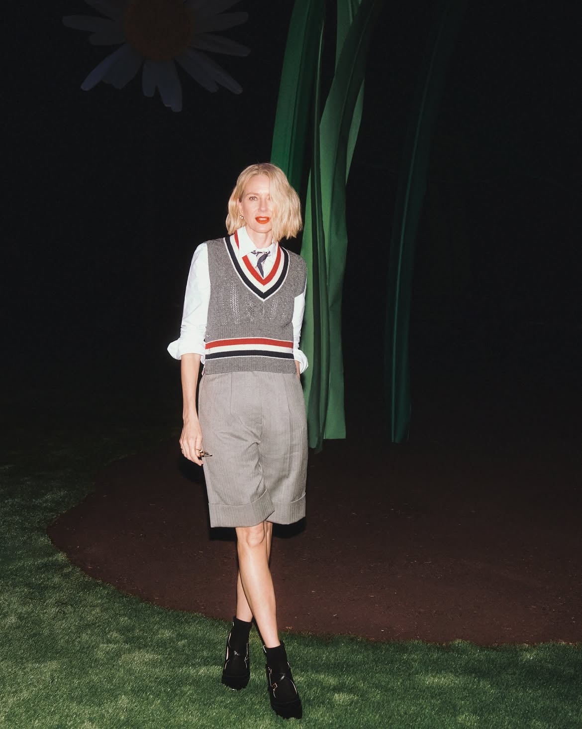娜歐蜜·華茲 Naomi Watts 攜手前夫現身時裝週!17歲女兒凱走秀奪獎雙喜臨門