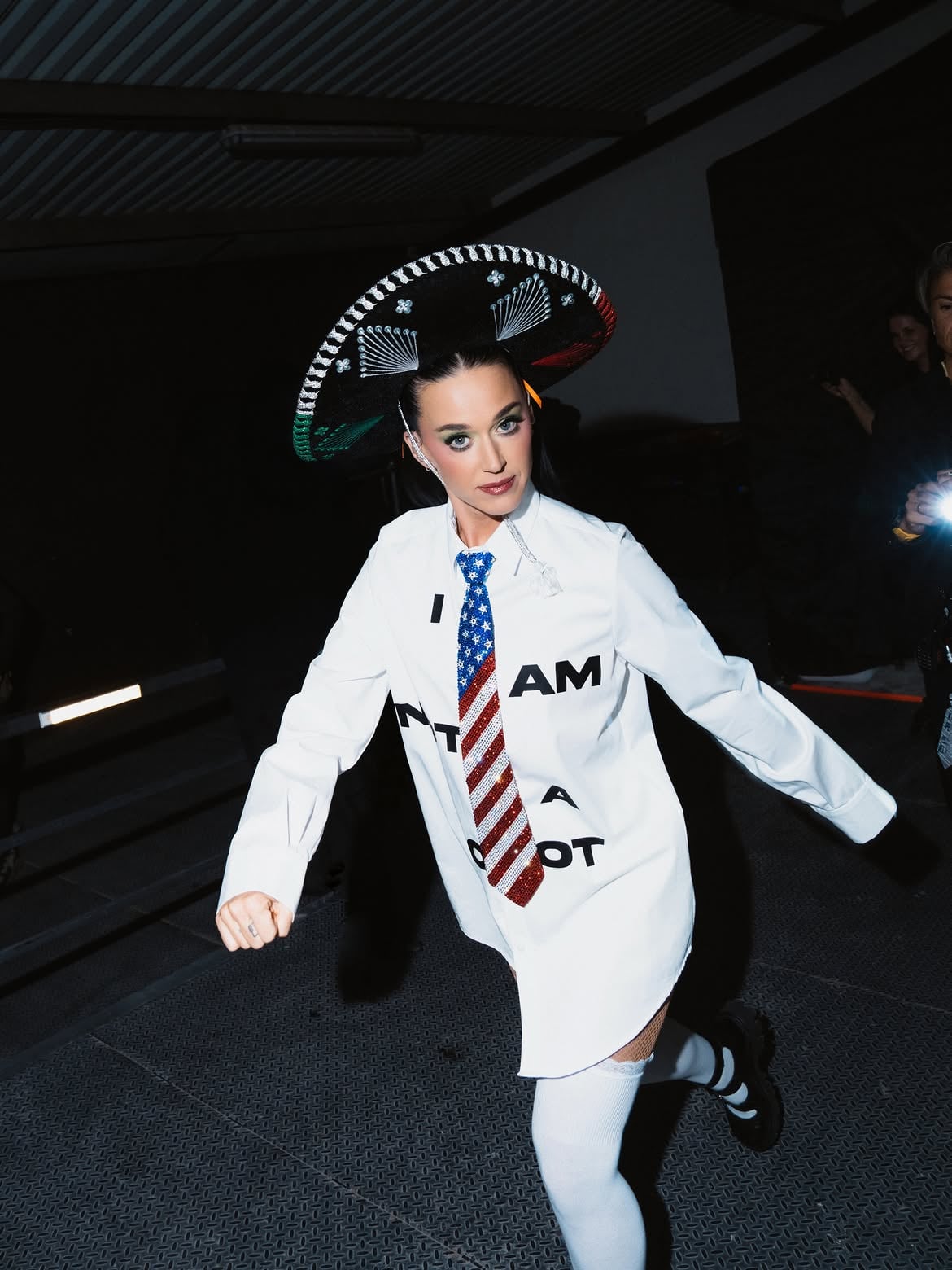 # 凱蒂佩芮 Katy Perry自曝生理年齡33歲!巡演狂賺1.34億美元創生涯次高紀錄
