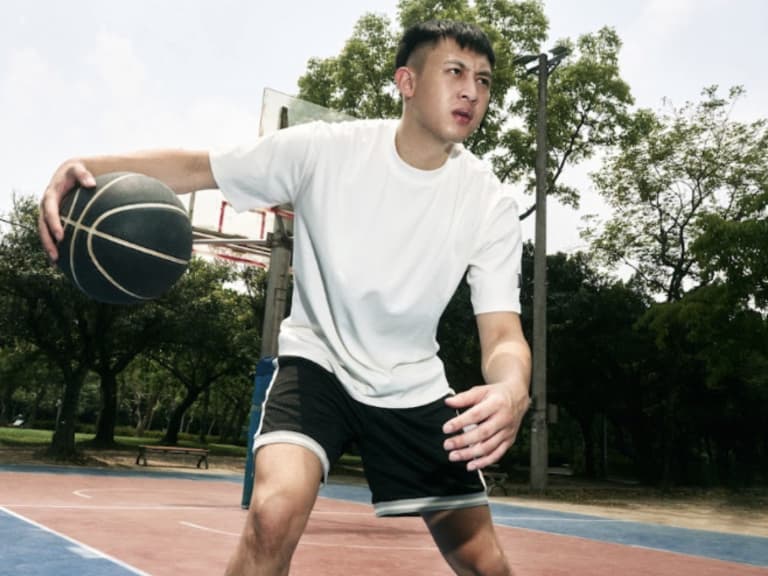 Zen Project 攜手職籃新星陳將双演繹 Basketball Lifestyle！Zen Flash 籃球褲打造速度與流動！