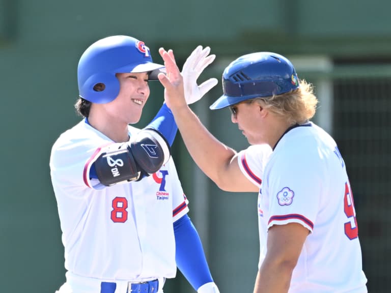 亞運／中華隊 15 比 0 扣倒泰國贏下首勝！陳敏賜、劉基鴻雙雙開轟！