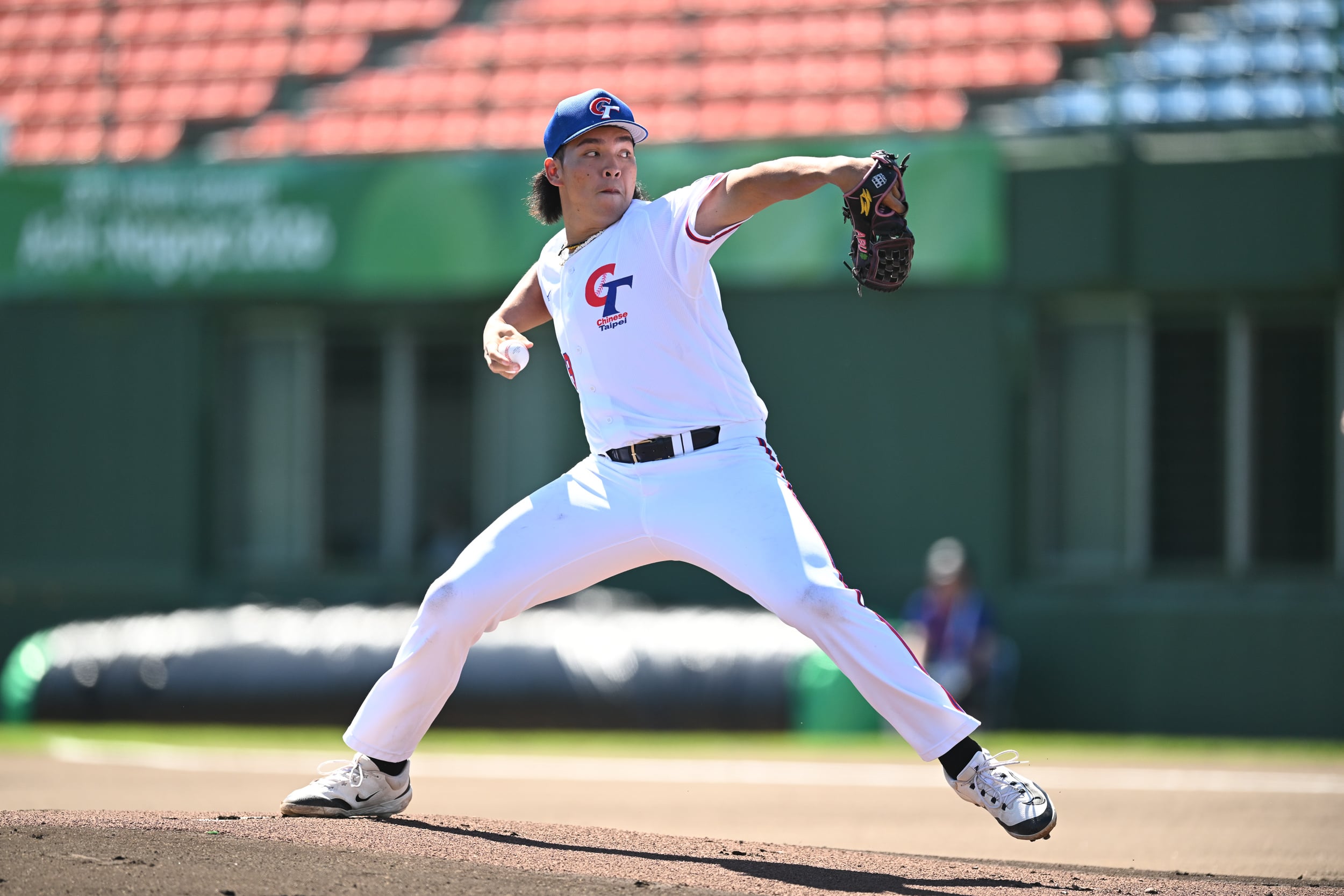 亞運/中華隊 15 比 0 扣倒泰國贏下首勝!陳敏賜、劉基鴻雙雙開轟!