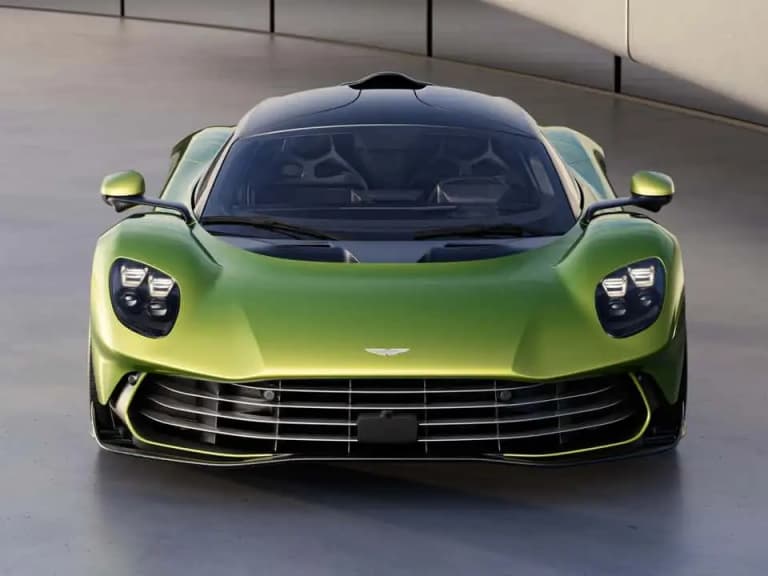 奧斯頓馬丁 Aston Martin Valhalla 傳推出 Spider 敞篷版！targa 車頂、1064 匹馬力⋯規格一次看！