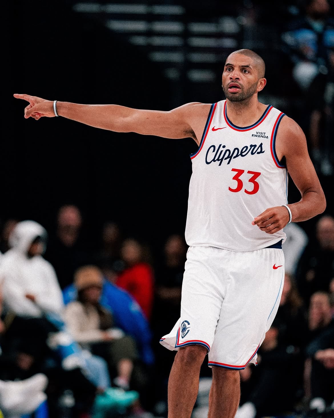 NBA/37歲法國名將尼古拉·巴頓退休!18年生涯落幕 兒子見證感人告別