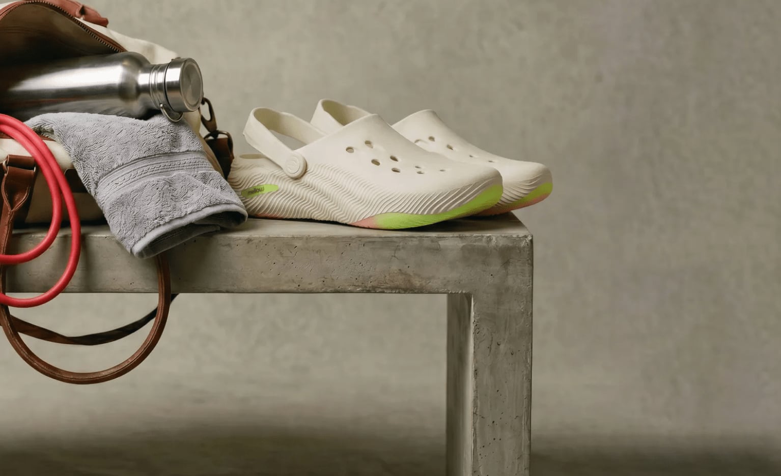 Crocs Mellow 2.0 麵包鞋系列全新發表!極致舒適再進化、重新定義運動潮流穿搭!