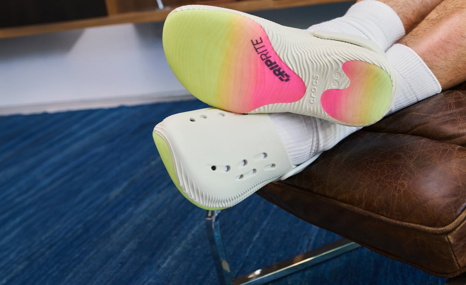 Crocs Mellow 2.0 麵包鞋系列全新發表!極致舒適再進化、重新定義運動潮流穿搭!