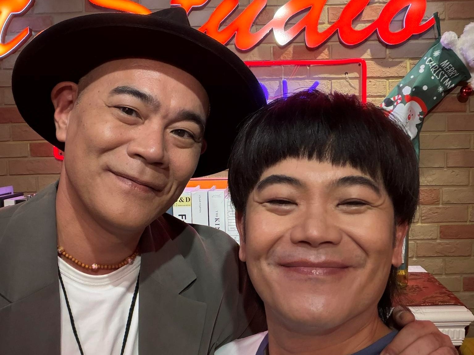 郭世倫淡出演藝圈 12 年罕見同框馬國弼！感嘆喊：「失去太多！」