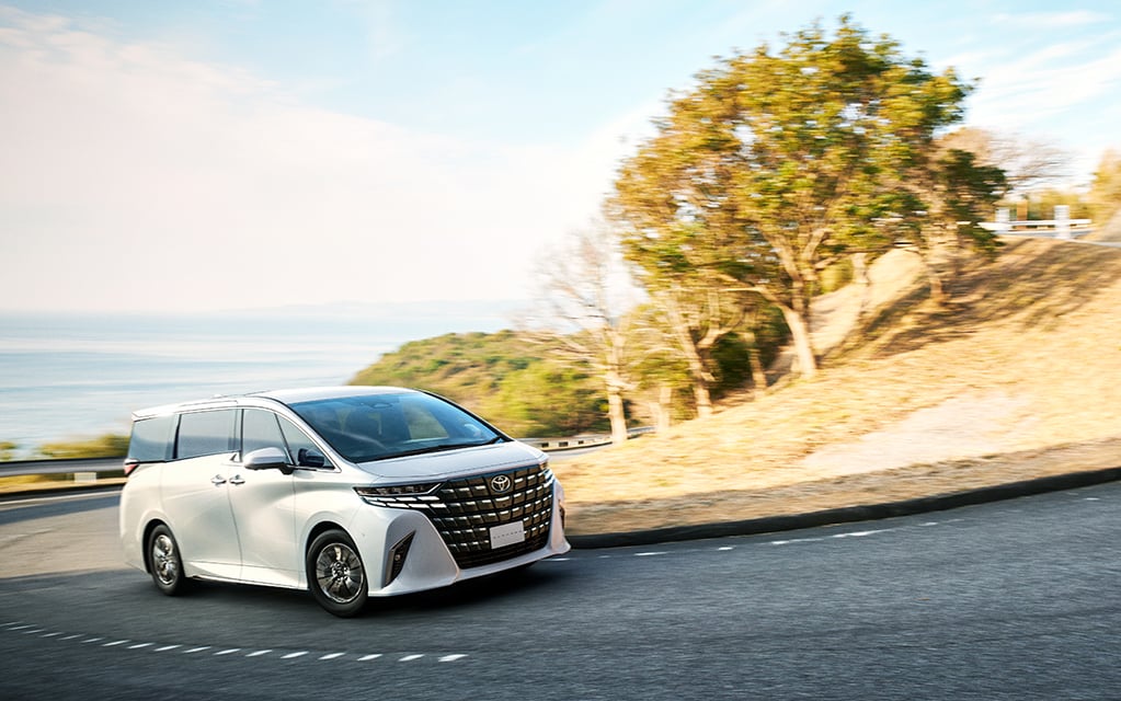 日本Toyota Alphard小改款上市!網友讚爆「貴也想買」PHEV狂飆306匹馬力