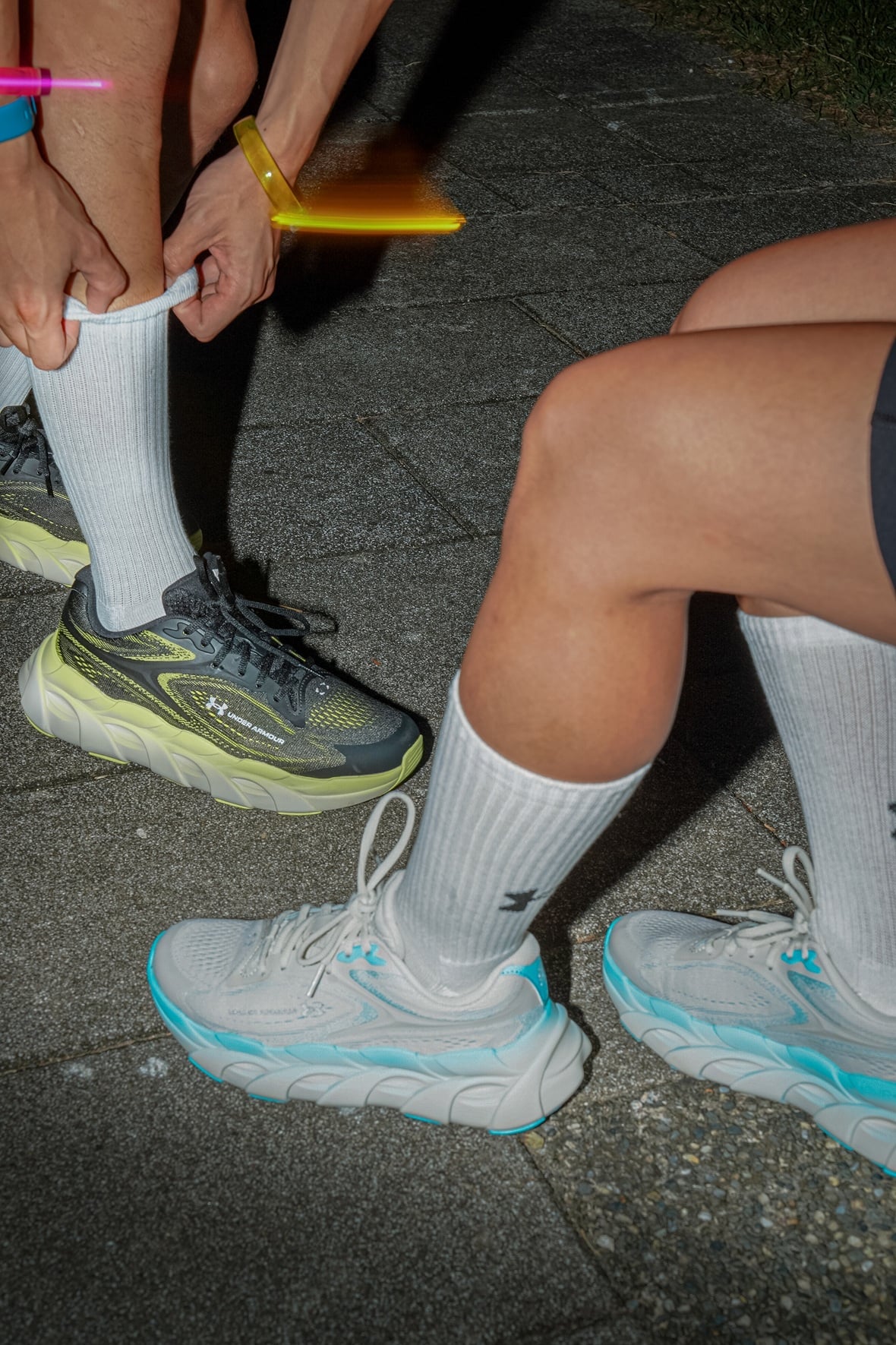 UA HEARTBEAT Runner 2 跑鞋狂讚！螢光撞色+Q彈回彈 跑者直呼：「終於能邊跑邊潮」