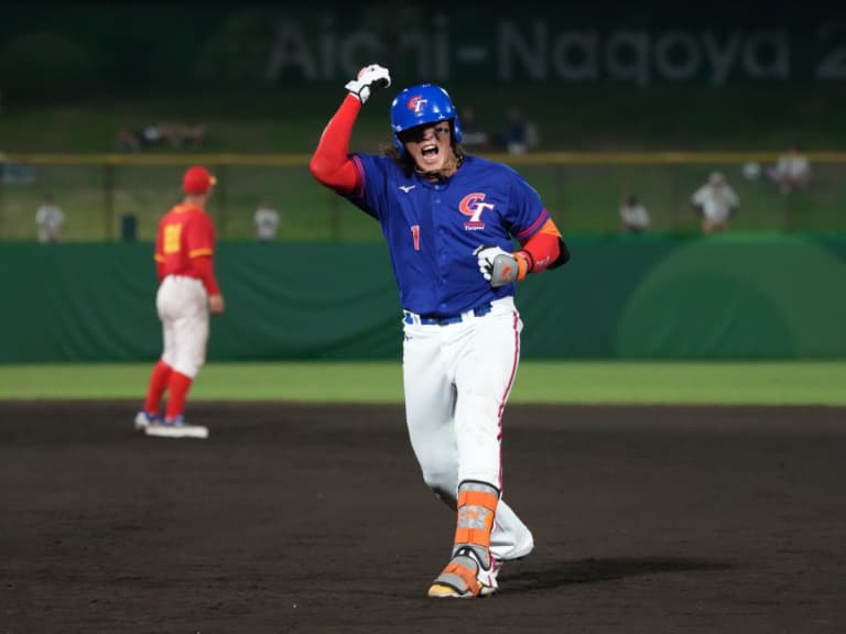 亞運／中華隊 9 比 1 擊敗中國奪循環賽首勝！王彥程 7 局好投、全場狂掃 13 安！