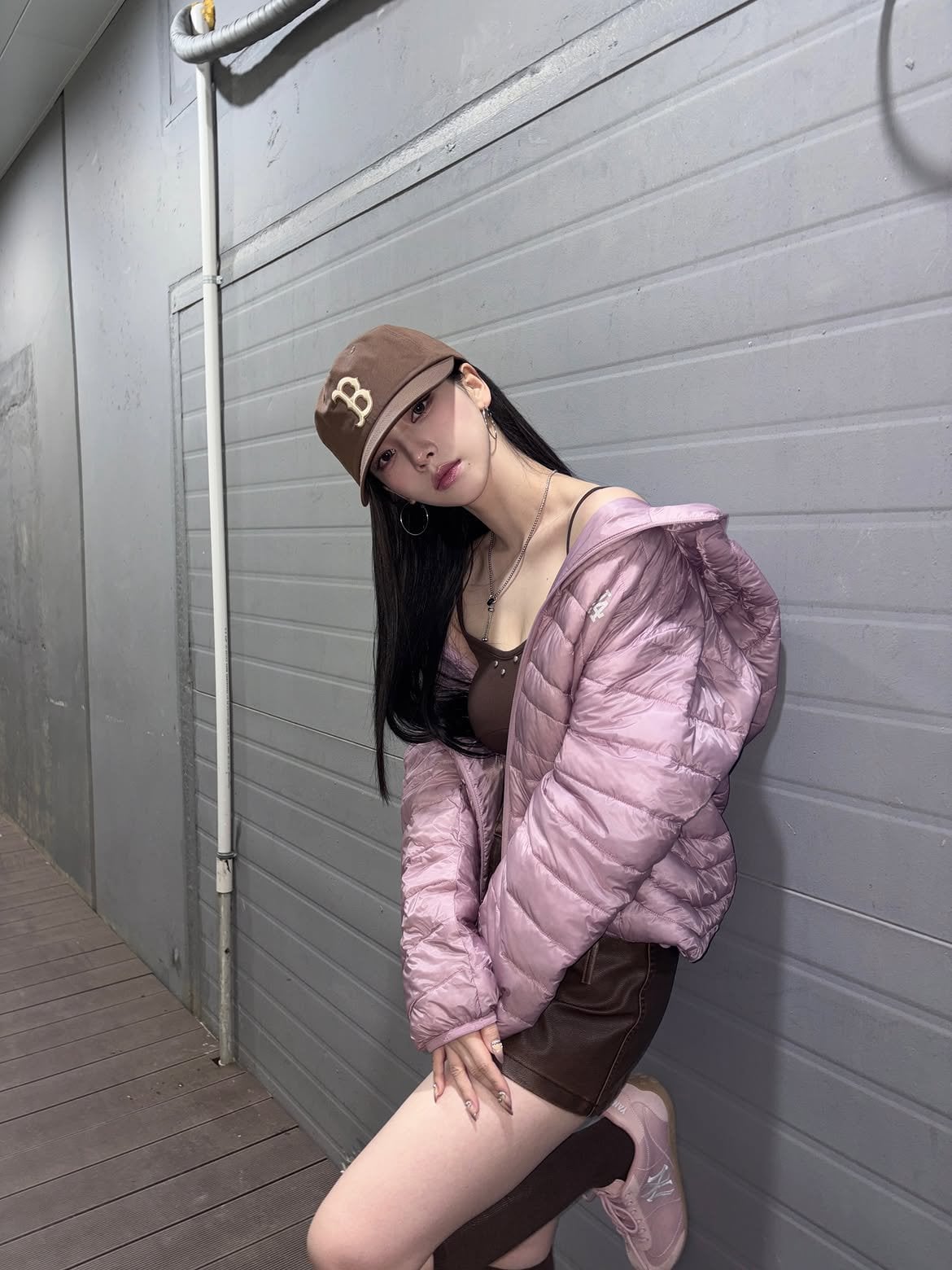 秋季髮色回歸黑!曹薇娟 Miyeon、Karina、中村一葉曬全黑髮型 4種捲度示範質感氣質美人
