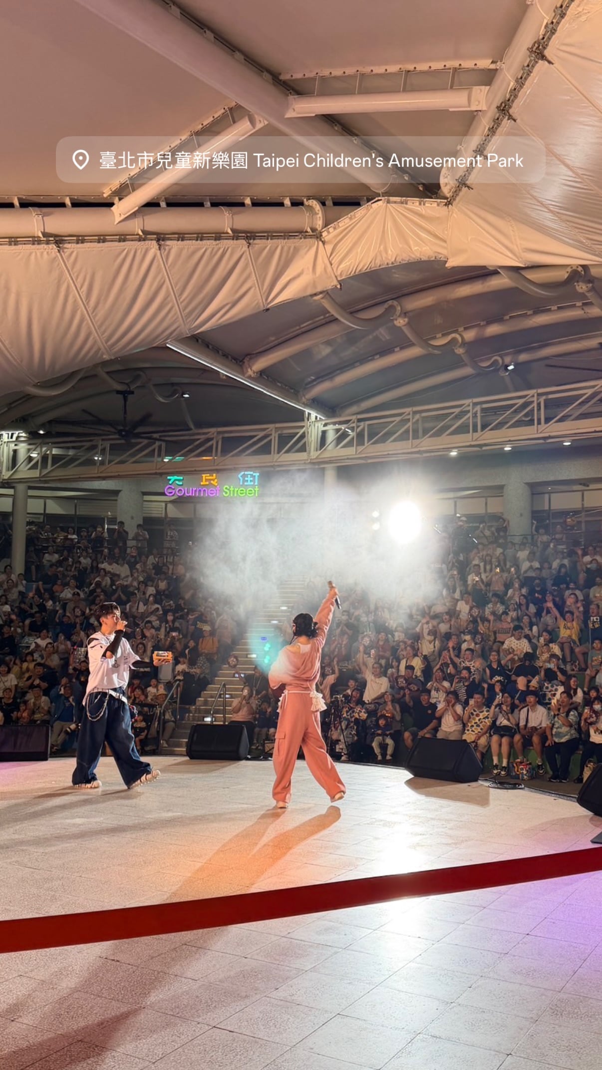 蔡阿嘎二伯消失3個月首露面!近千粉絲擠爆兒童新樂園 被問爭議笑拒快閃