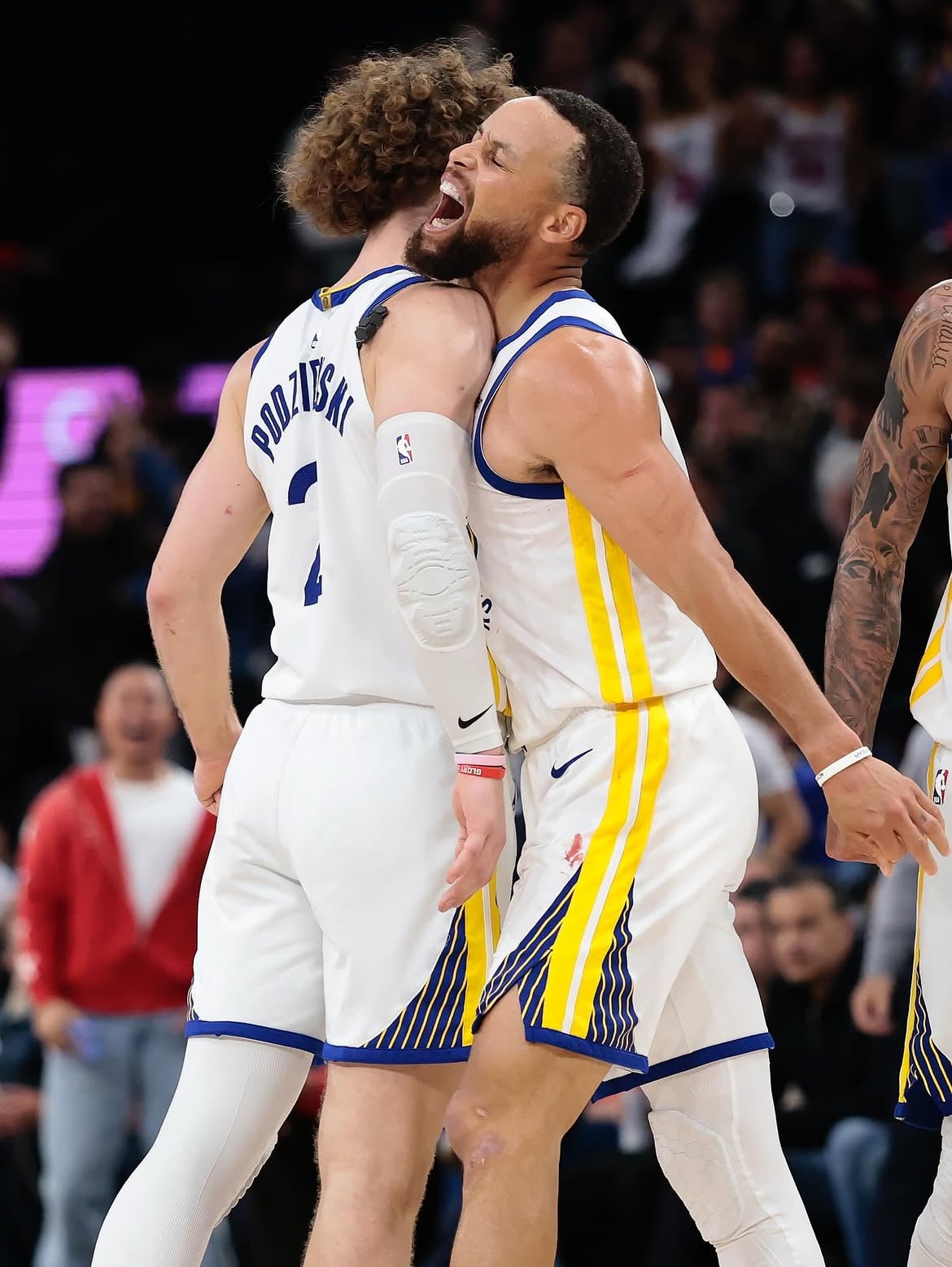 史蒂芬柯瑞 Stephen Curry 續約金州勇士曝光!2年1.16億美元忍痛降薪 網讚神主牌佛到不行